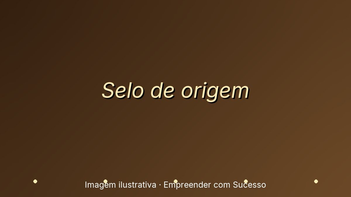 Colheita de cana-de-açúcar ao pôr do sol
